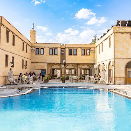 Ciner 3*